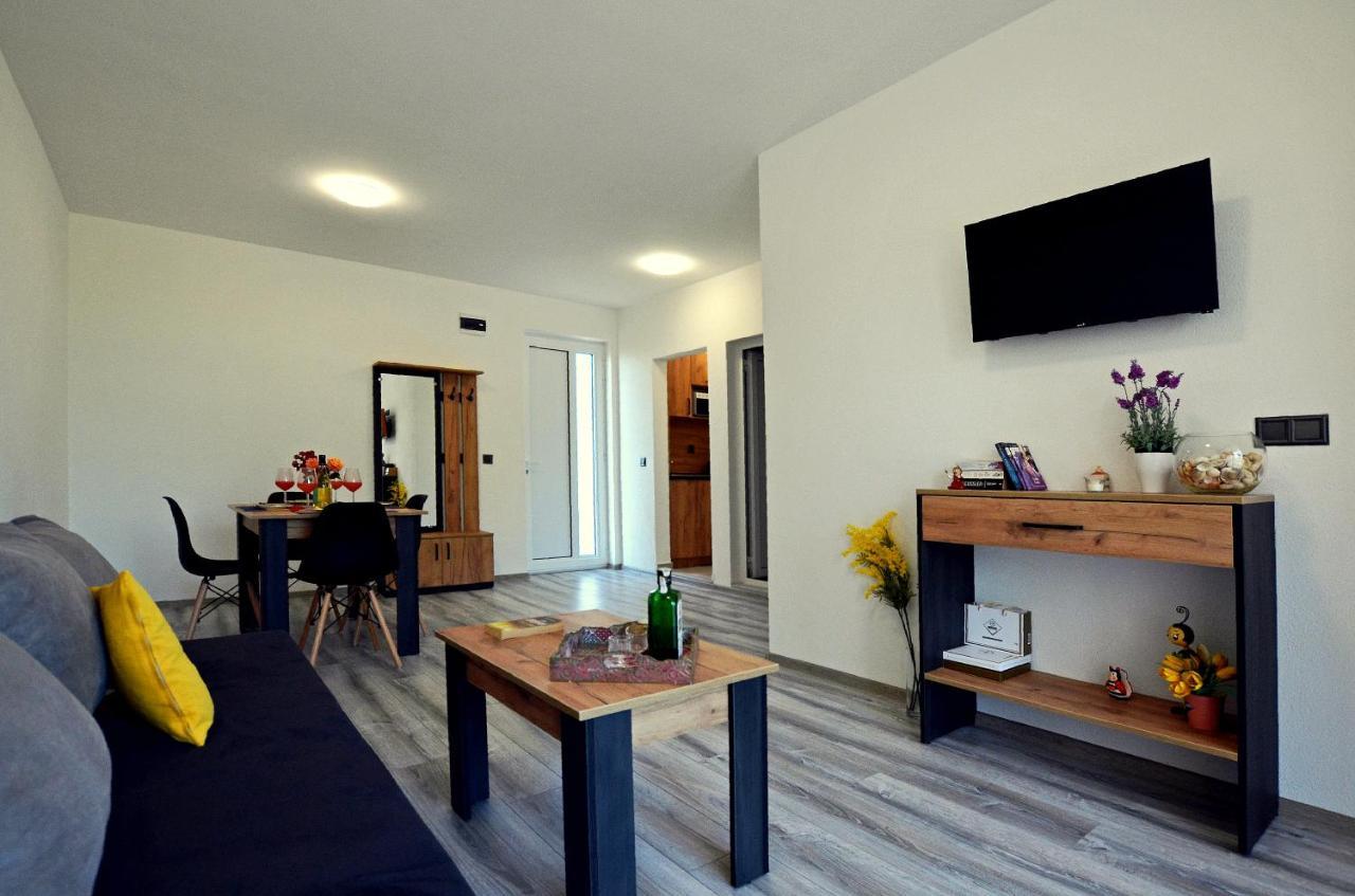 Di Mare Holiday Apartments クラネヴォ エクステリア 写真